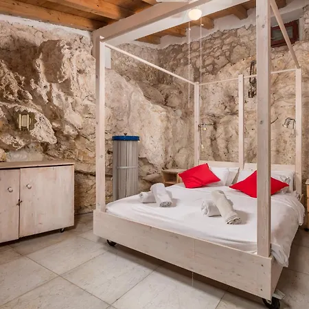 Holiday home House Cave Romana Pula