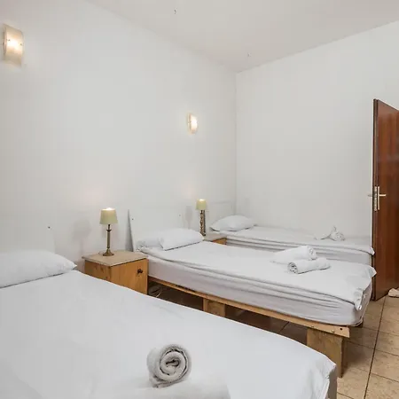 Vakantiehuis House Cave Romana Pula