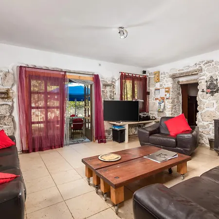 Holiday home House Cave Romana