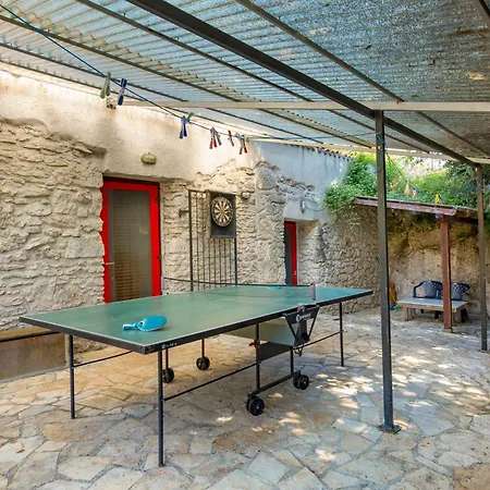 House Cave Romana
