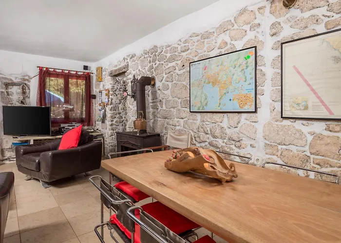 House Cave Romana Πούλα