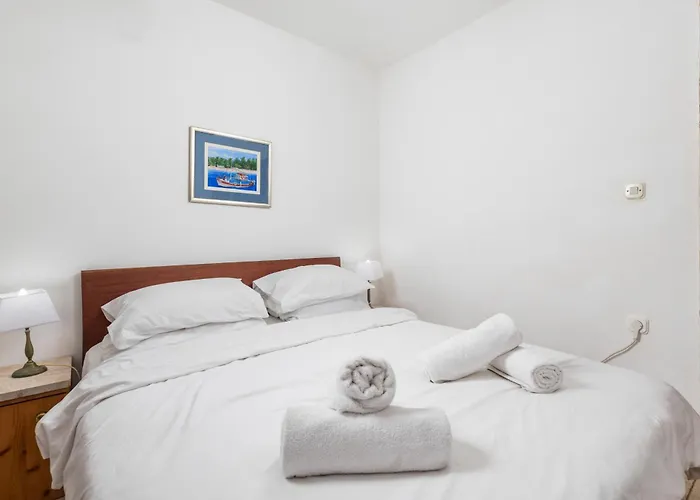 Cave Romana Feriehus *