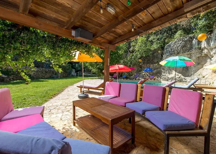 Feriehus Cave Romana *