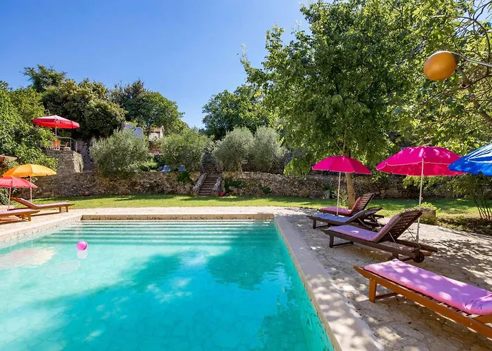 Cave Romana Feriehus