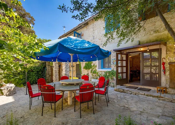 Cave Romana Feriehus *