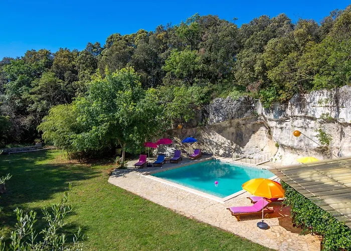 Cave Romana Feriehus Pula