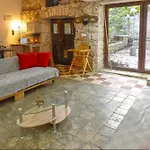 Nyaraló House Cave Romana *